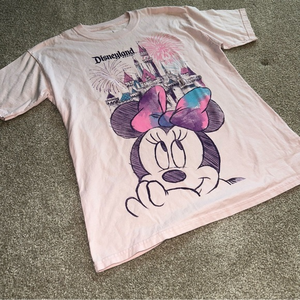 Disney Parks Women's Large TShirt‎ Short Sleeve Crew Neck Pink Minnie Mouse